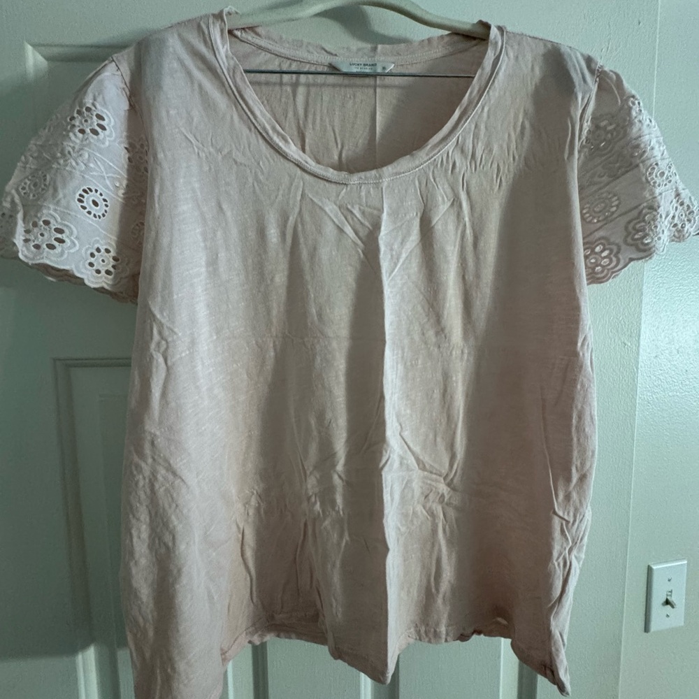 Lucky Brand Women's Eyelet Sleeve Top - Light Pink